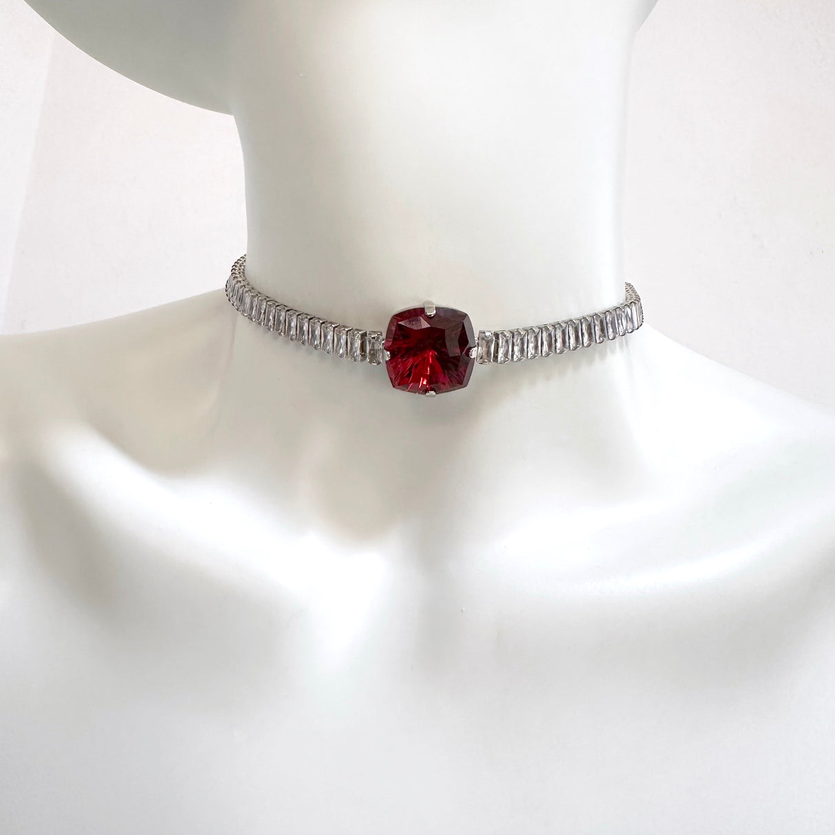 Colier tip choker Mystic Red - Editie Limitata