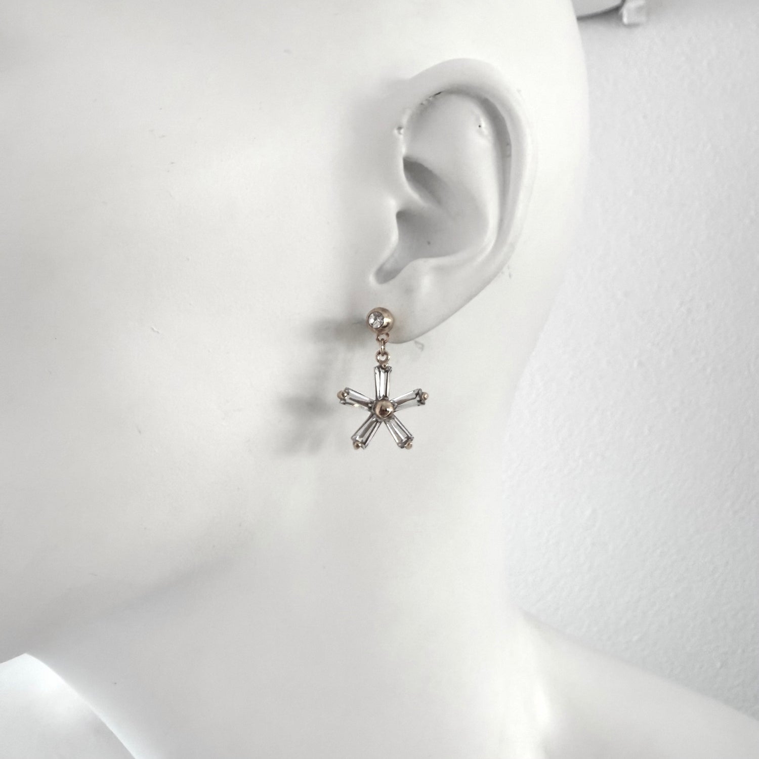 Cercei cu cristale zirconia Winter Flowers