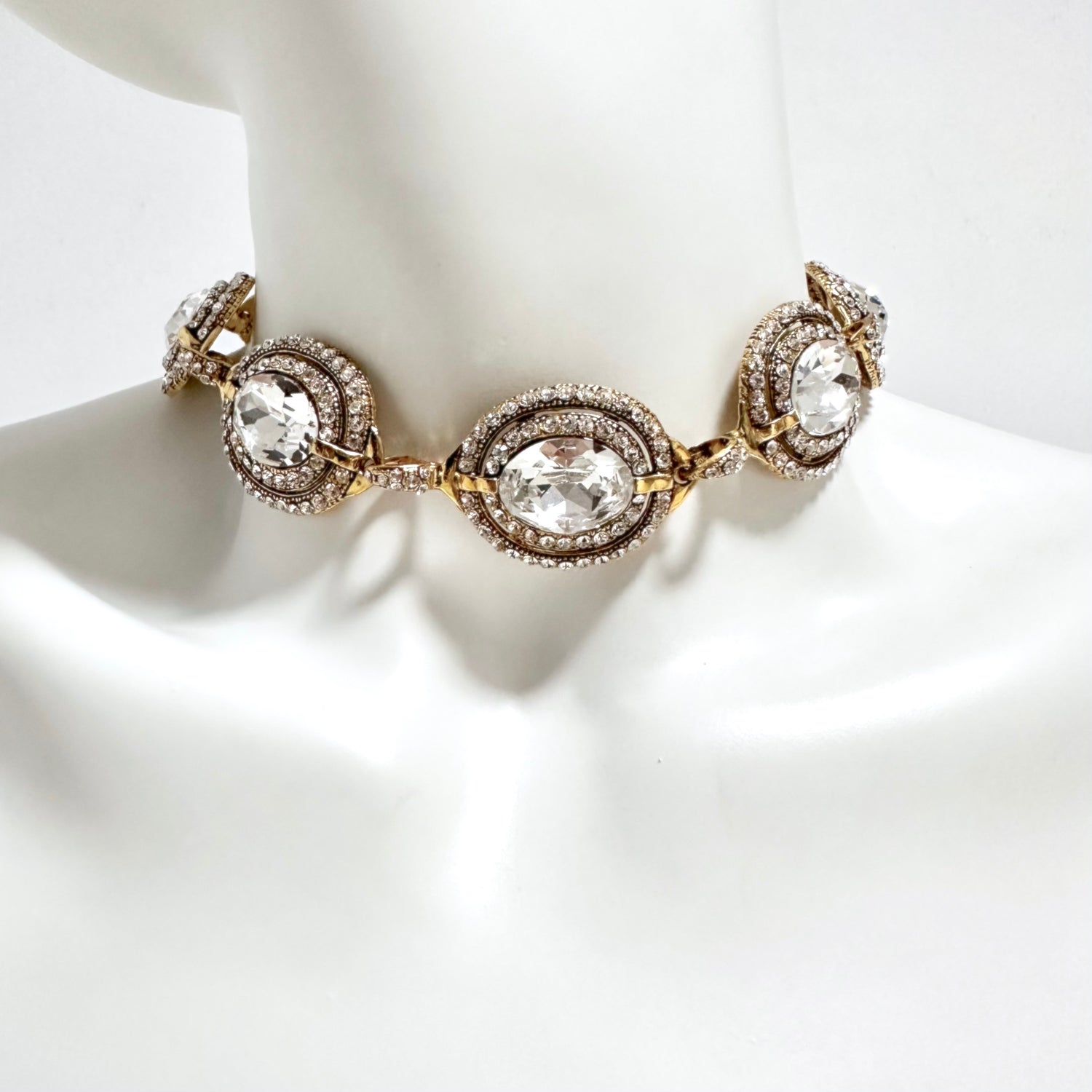 Colier tip choker cu cristale Campbell