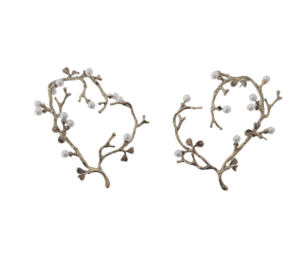 Cercei inima cu perle si crengute aurii - "Echoes of Love"