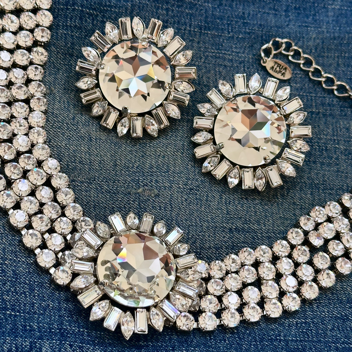 Colier tip choker cu cristale Agnes