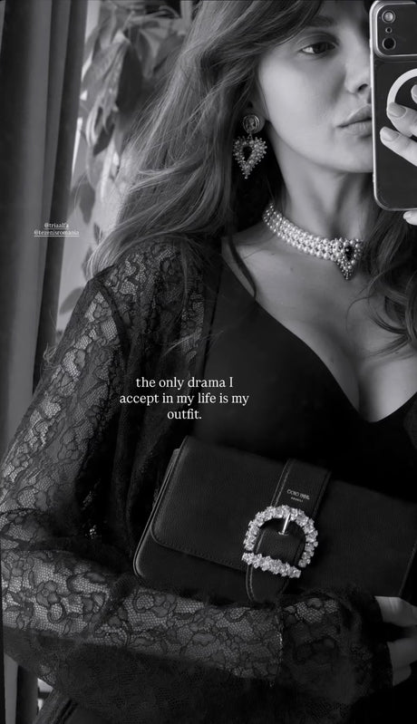 Choker cu perle si pandantiv inima Belladonna