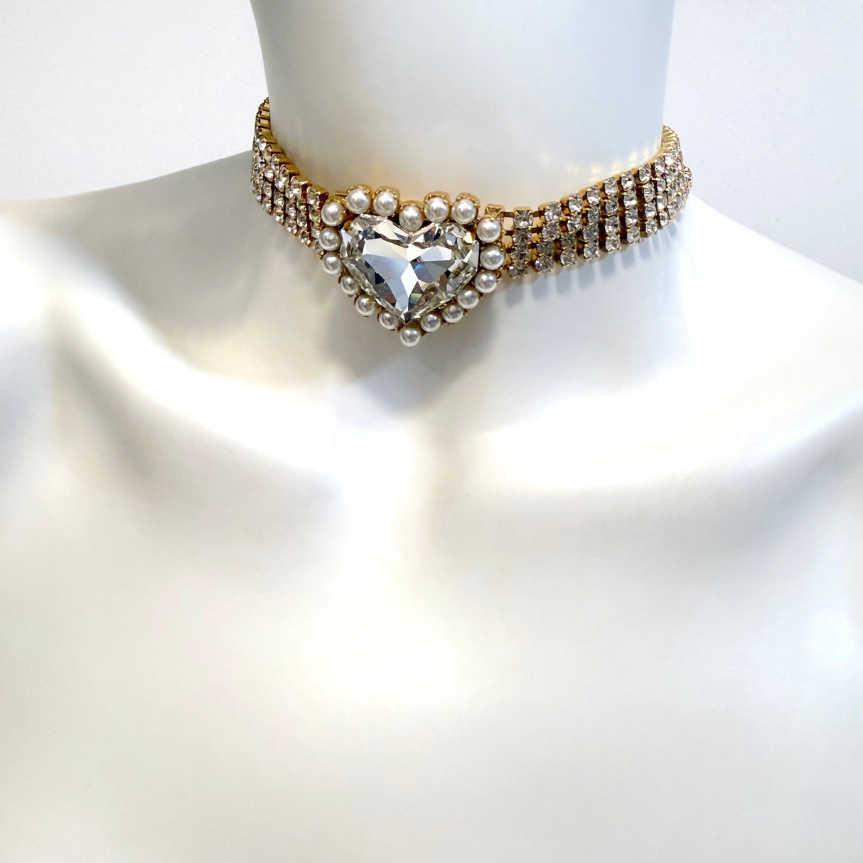 Colier tip choker inima cristal Amorina Perla