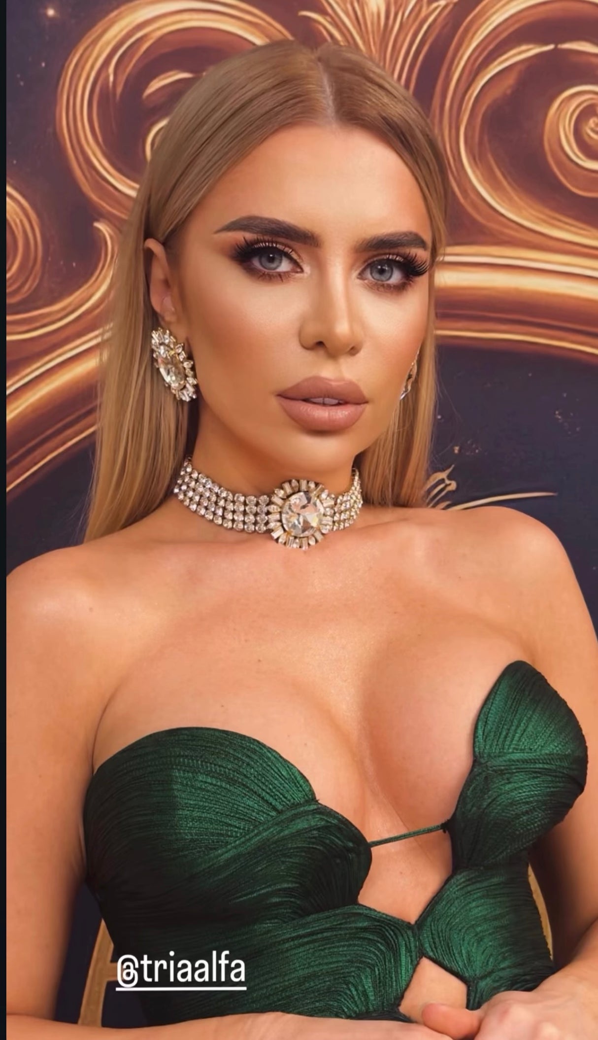 Colier tip choker cu cristale Agnes